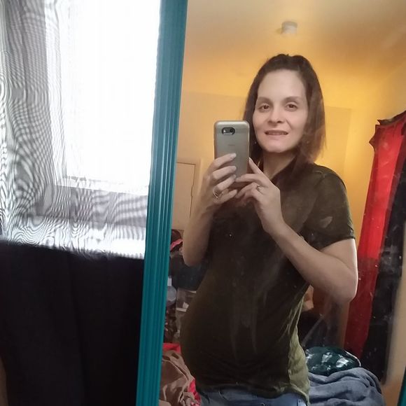 Meet your Posher, Ashley - Picture 1 of 1